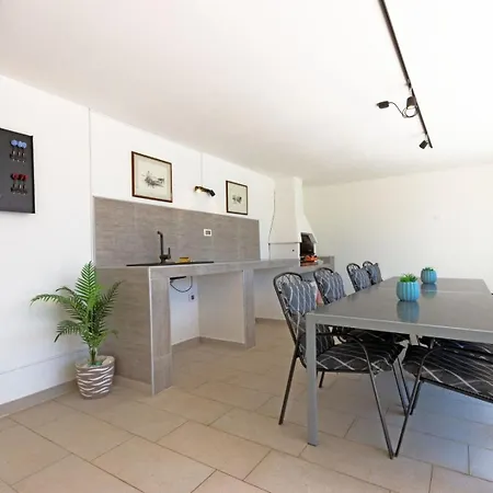 House Sontag *