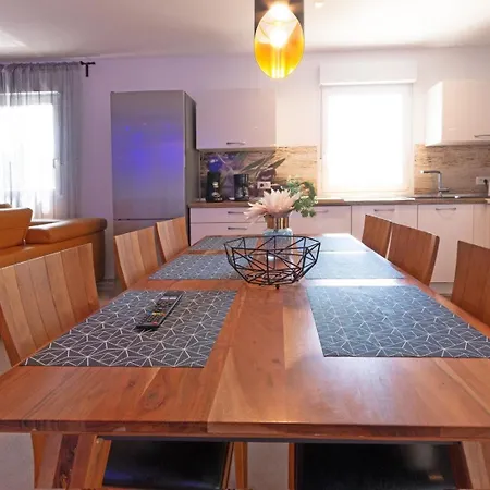House Sontag Divšići
